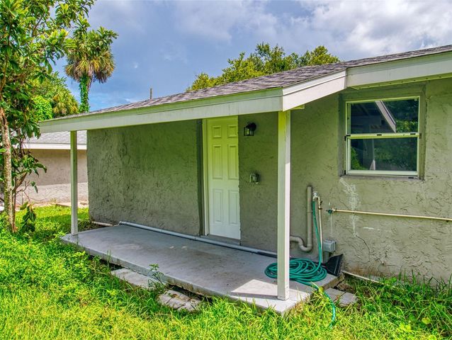 1103 WASHINGTON STREET, New Smyrna Beach, FL 32168