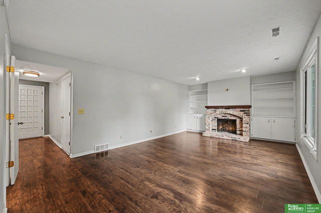6219 S 149th Street, Omaha, NE 68137