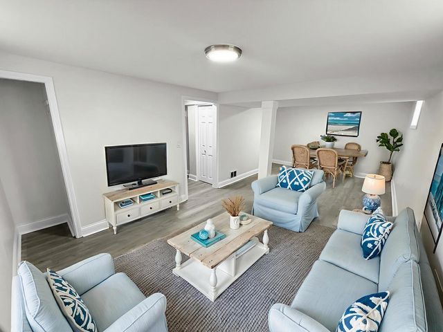 16339 State Street, South Holland, IL 60473