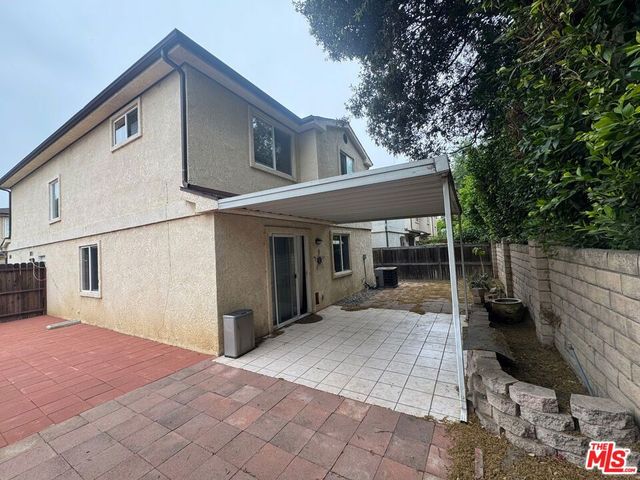 9155 Cedros Avenue 1, Panorama City, CA 91402