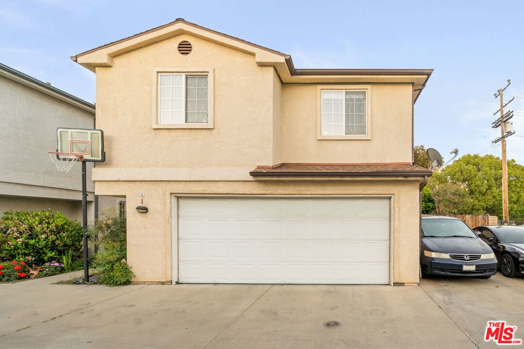 9155 Cedros Avenue 1, Panorama City, CA 91402