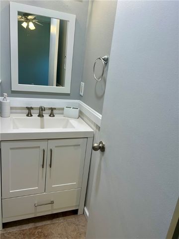 1806 Volga Dr, Corpus Christi, TX 78412