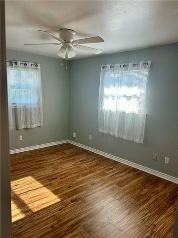 1806 Volga Dr, Corpus Christi, TX 78412