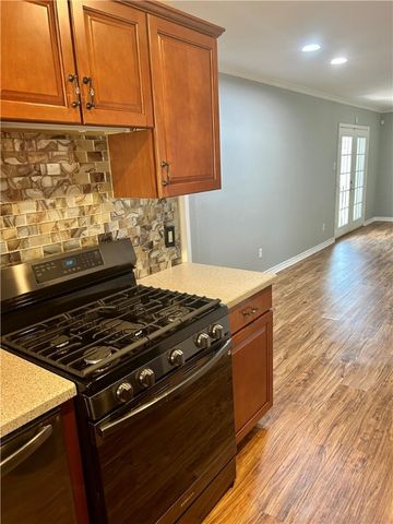 1806 Volga Dr, Corpus Christi, TX 78412