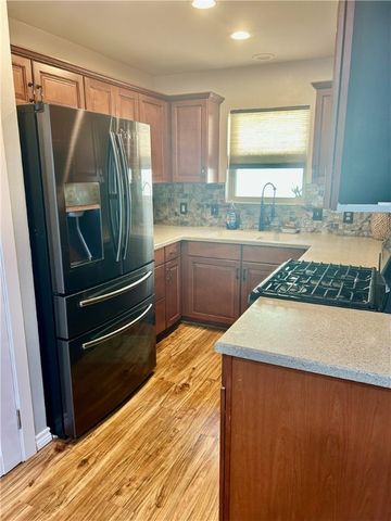 1806 Volga Dr, Corpus Christi, TX 78412