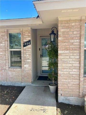 1806 Volga Dr, Corpus Christi, TX 78412