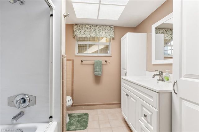 4832 Triton CT W, Cape Coral, FL 33904