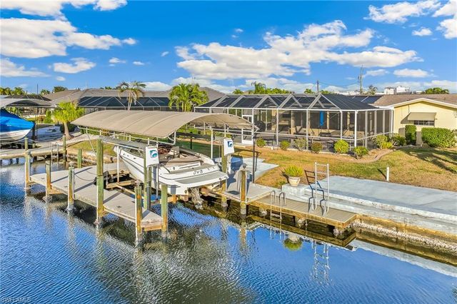 4832 Triton CT W, Cape Coral, FL 33904