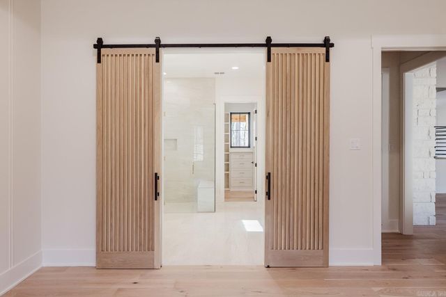 7048 Hannah Ln, Benton, AR 72019