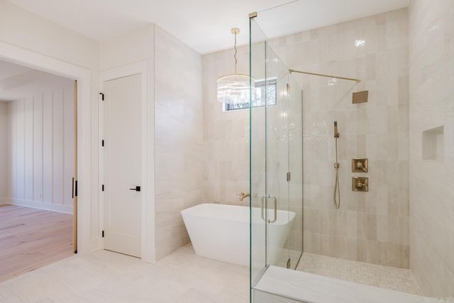 7048 Hannah Ln, Benton, AR 72019