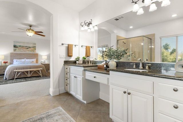 6129 Merry Ln, Carmichael, CA 95608