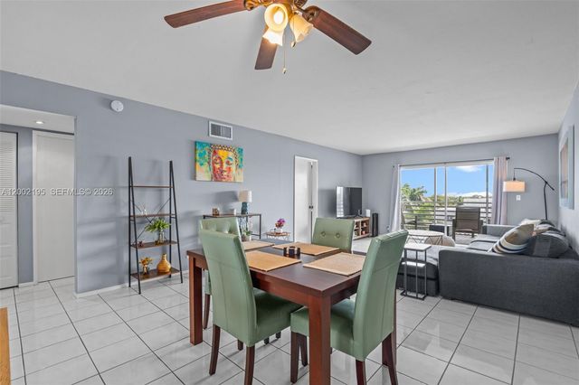 3050 NE 16th Ave 605, Oakland Park, FL 33334