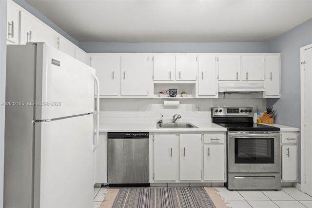 3050 NE 16th Ave 605, Oakland Park, FL 33334