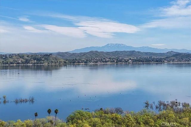 32900 Riverside 63, Lake Elsinore, CA 92530