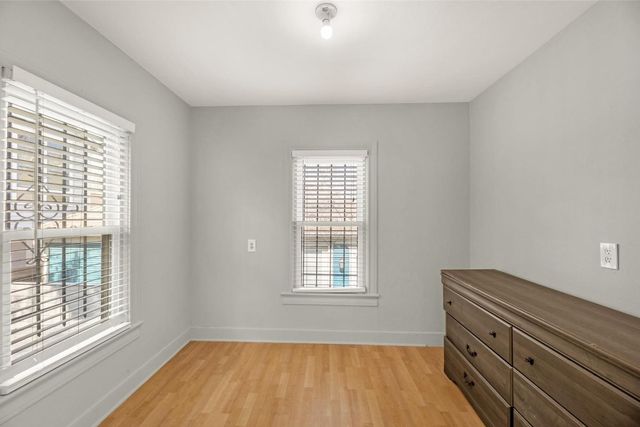 2415 Columbia Street, Houston, TX 77008