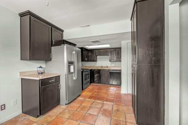 2415 Columbia Street, Houston, TX 77008