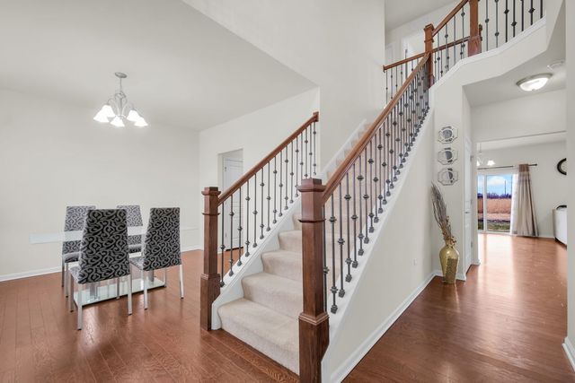 4255 FRASER Circle, Naperville, IL 60564