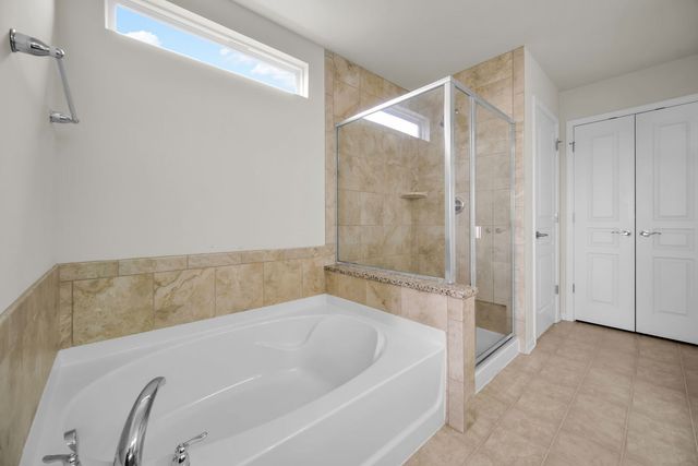 4255 FRASER Circle, Naperville, IL 60564