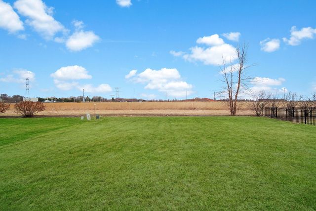 4255 FRASER Circle, Naperville, IL 60564