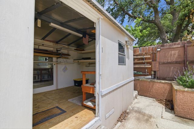 1209 Southwood Drive, Woodway, TX 76712