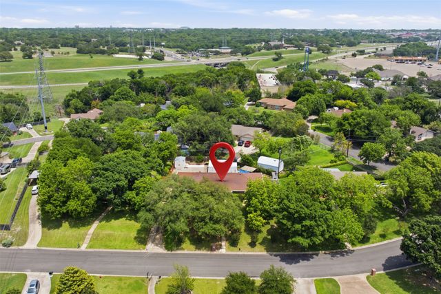 1209 Southwood Drive, Woodway, TX 76712