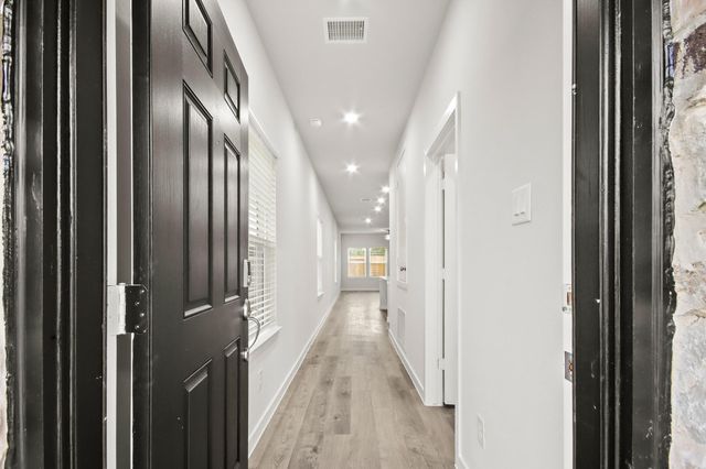 12026 Curlin Drive, Willis, TX 77318