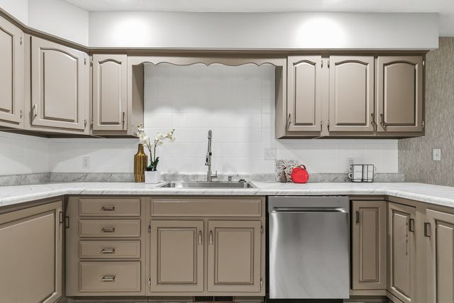 3362 Park 16th Street 0, Moline, IL 61265