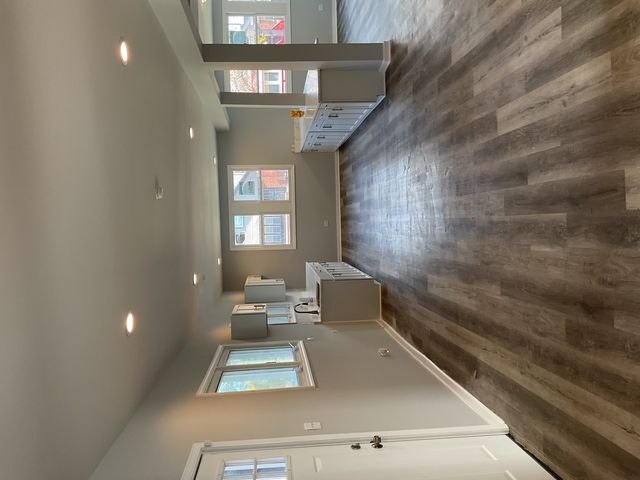 8200 S Harper Street, Chicago, IL 60619