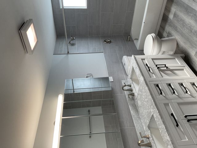 8200 S Harper Street, Chicago, IL 60619