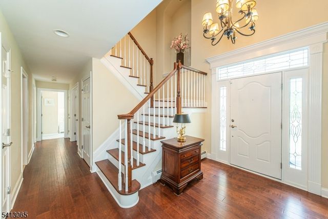 28 Lafayette Ln, Bernards Twp., NJ 07920