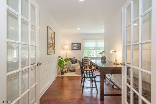 28 Lafayette Ln, Bernards Twp., NJ 07920