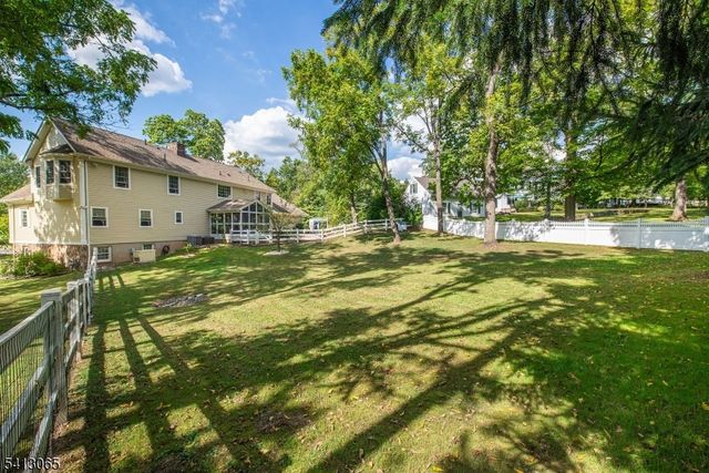 28 Lafayette Ln, Bernards Twp., NJ 07920