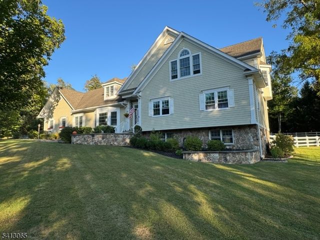 28 Lafayette Ln, Bernards Twp., NJ 07920