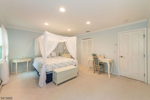 28 Lafayette Ln, Bernards Twp., NJ 07920