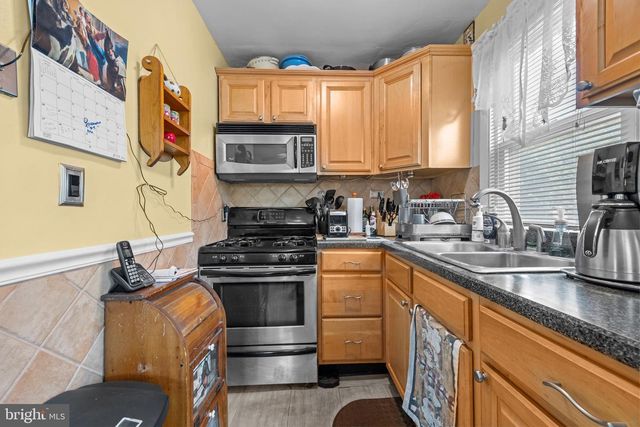 16 JAMES RD, Hatboro, PA 19040