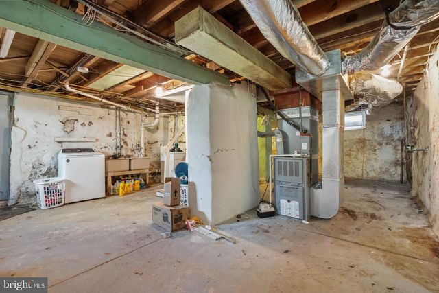 16 JAMES RD, Hatboro, PA 19040
