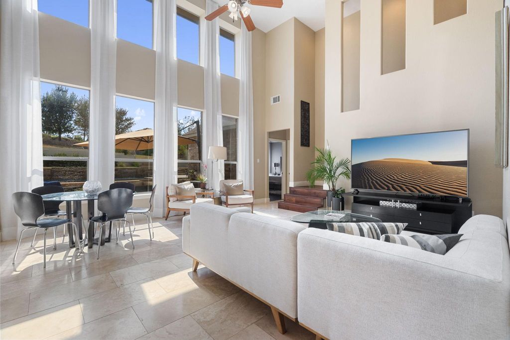 7829 Oteka CV, Austin, TX 78735
