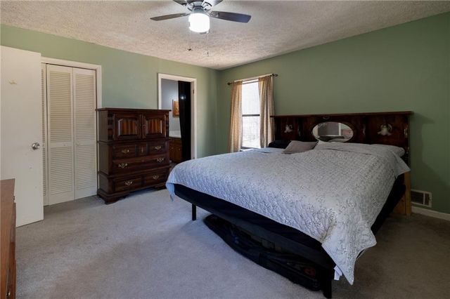 522 Victoria Road, Woodstock, GA 30189