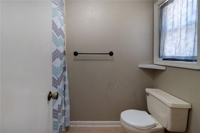 522 Victoria Road, Woodstock, GA 30189