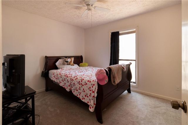 522 Victoria Road, Woodstock, GA 30189