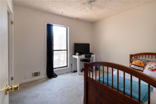 522 Victoria Road, Woodstock, GA 30189