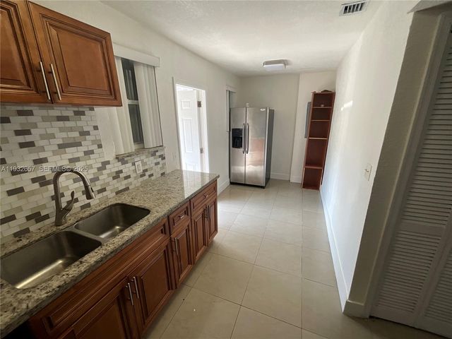 1064 NW 103rd St 2, Miami, FL 33150