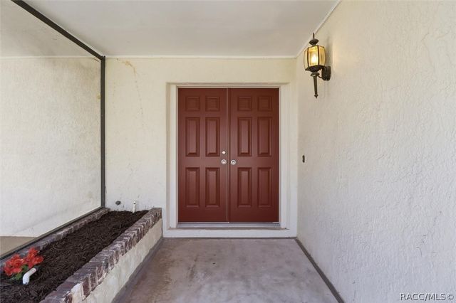 11621 W Riverhaven Drive, Homosassa, FL 34448