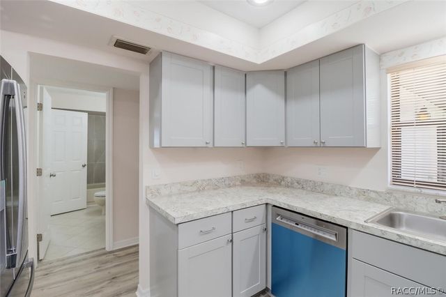 11621 W Riverhaven Drive, Homosassa, FL 34448