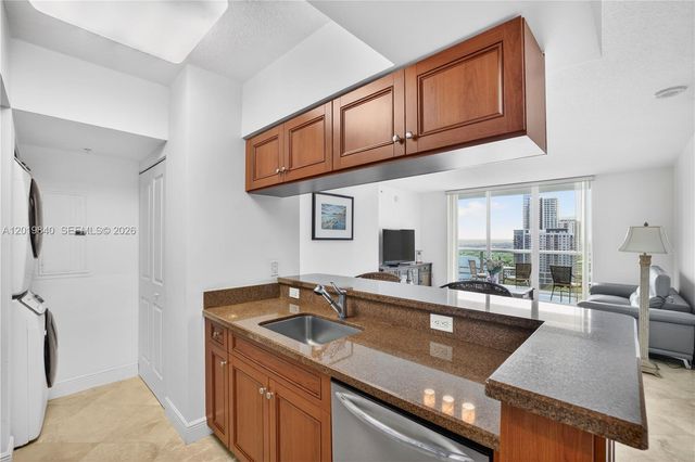 347 N New River Dr E 2205, Fort Lauderdale, FL 33301
