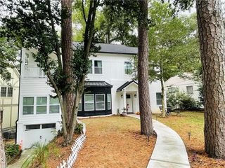 658 Darlington Circle NE, Atlanta, GA 30305