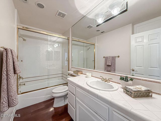 185 Jaycroft Court, Lake Sherwood, CA 91361