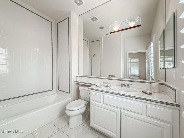 185 Jaycroft Court, Lake Sherwood, CA 91361