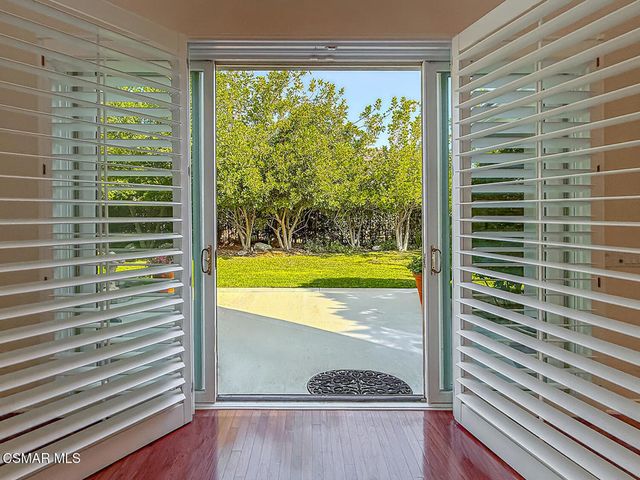 185 Jaycroft Court, Lake Sherwood, CA 91361