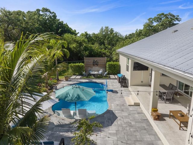 3205 67th Street, Vero Beach, FL 32967